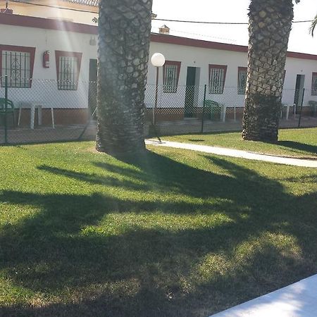 Hostal Las Parcelas Коніль-де-ла-Фронтера Екстер'єр фото