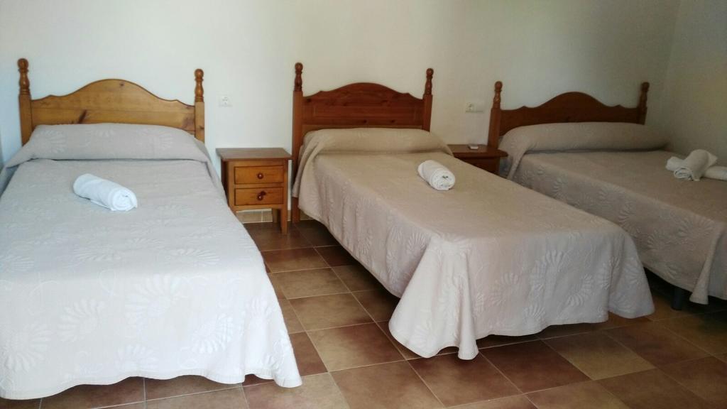 Hostal Las Parcelas Коніль-де-ла-Фронтера Екстер'єр фото